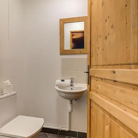 Le Paradis 1, Alpes Agency, Chamonix, Sleeps 4 شقة
