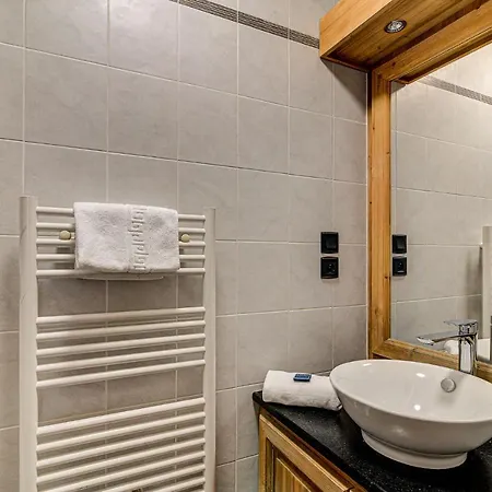 Le Paradis 1, Alpes Agency, Chamonix, Sleeps 4 شقة